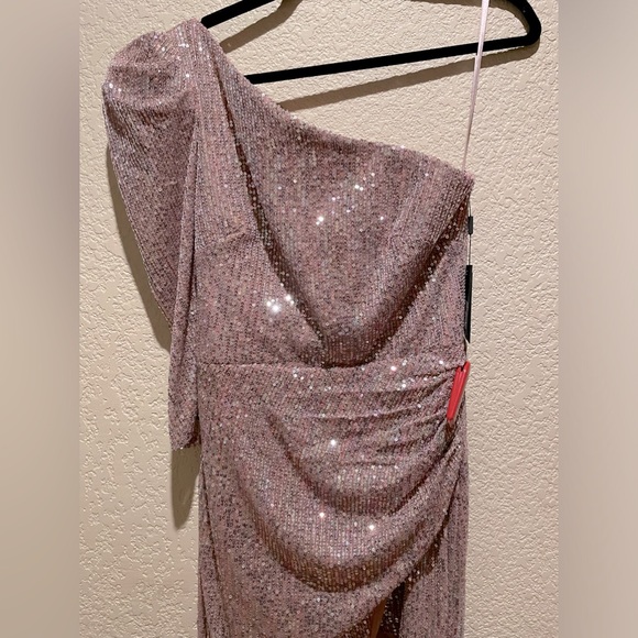 NWT Mac Duggal Sequins One Shoulder Faux Wrap Dress Mauve Multi Color Size 4 - Picture 8 of 12